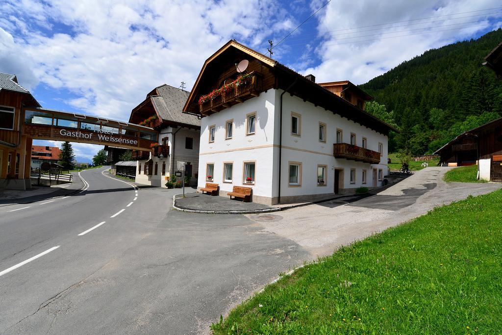 Haus Kalt Apartment Weissensee Bagian luar foto