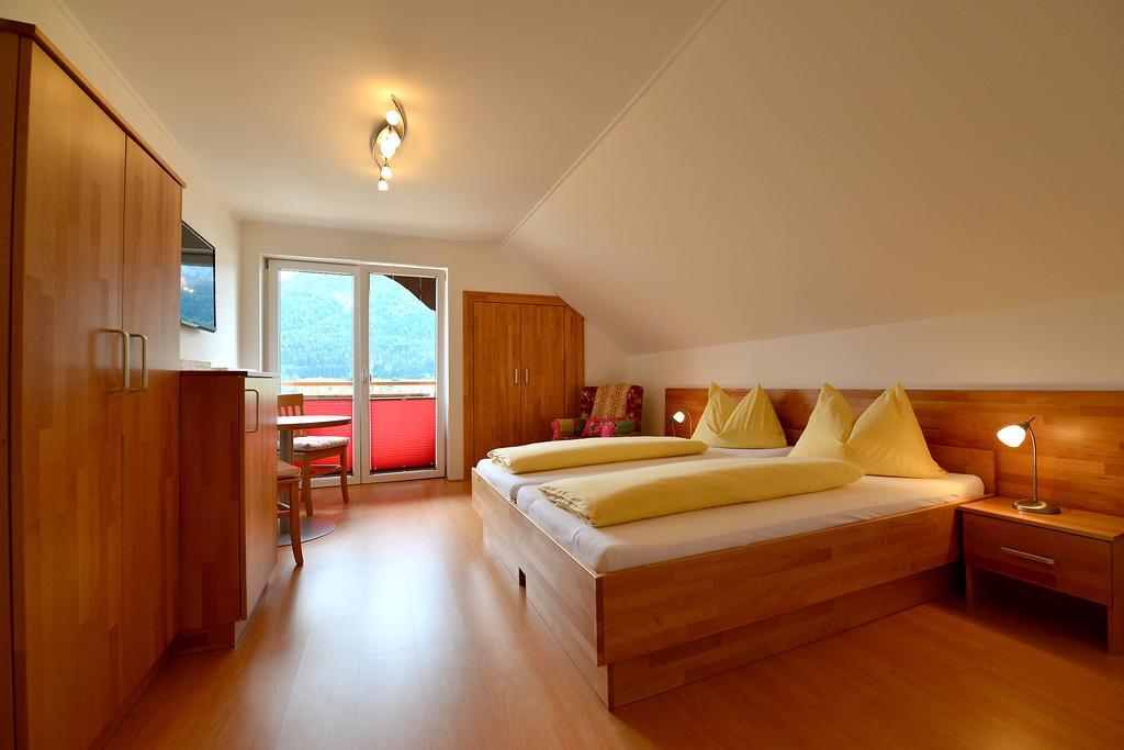 Haus Kalt Apartment Weissensee Bagian luar foto